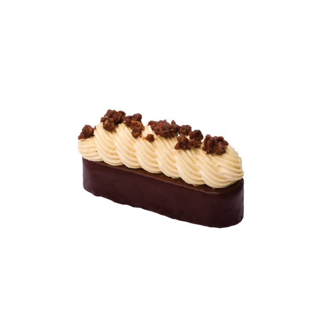 Pasticcino rettangolare con base di cioccolato fondente, crema al caramello e pezzi di pralina croccante