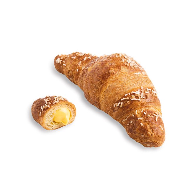 Croissant dorato con granella bianca, accanto a un pezzo tagliato che rivela un ripieno cremoso giallo.