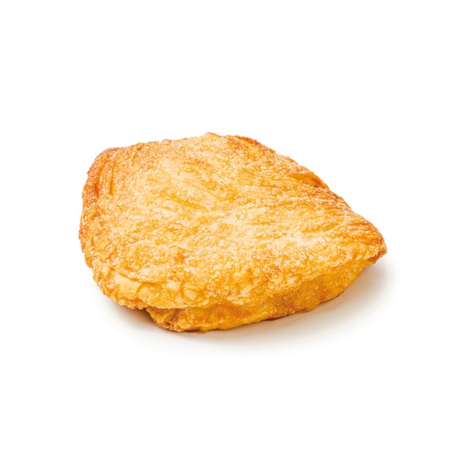 Pasta fritta dorata con crosta friabile e croccante su sfondo bianco