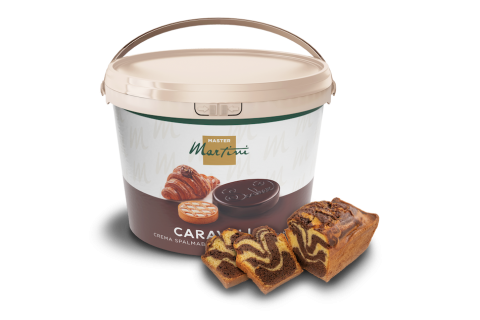 Secchiello Master Martini Caravel crema spalmabile accanto a plumcake marmorizzato cacao-vaniglia a fette