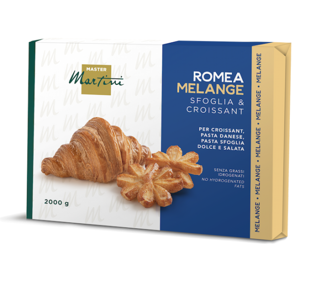 Confezione da 2000g di Master Martini Romea Melange, grasso per croissant, con croissant e pasta a stella.