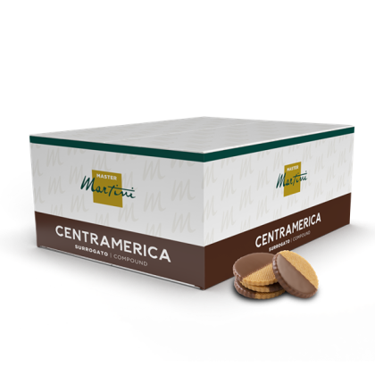 Confezione Master Martini Centramerica bianca e marrone accanto a wafer rotondi ricoperti di cioccolato.