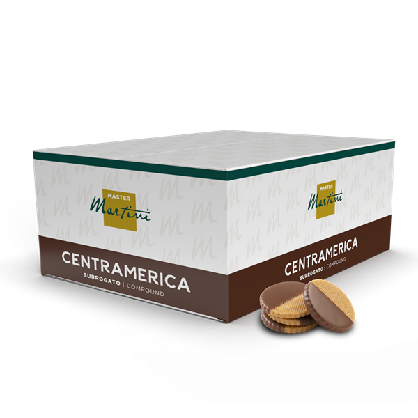 Confezione Master Martini Centramerica bianca e marrone accanto a wafer rotondi ricoperti di cioccolato.
